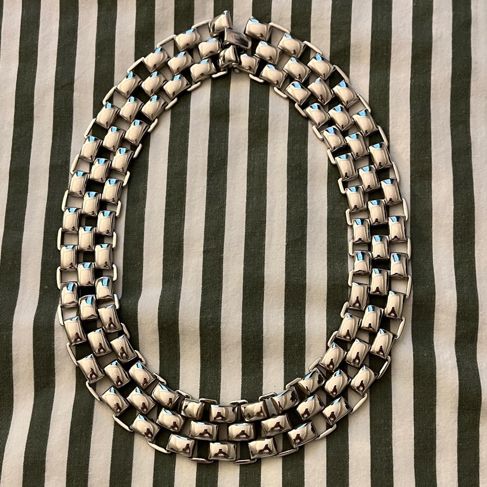 Vintage Gorgeous/Elegant Silver Plate ( guessing by weight) Choker Necklace EUC